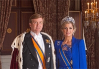 uitsnede_koning_koningsmantel_koningin_300px_breed